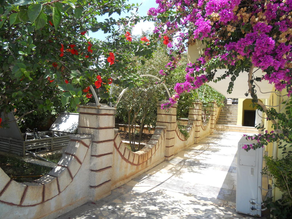 Baris Hotel Erdemli Exterior photo